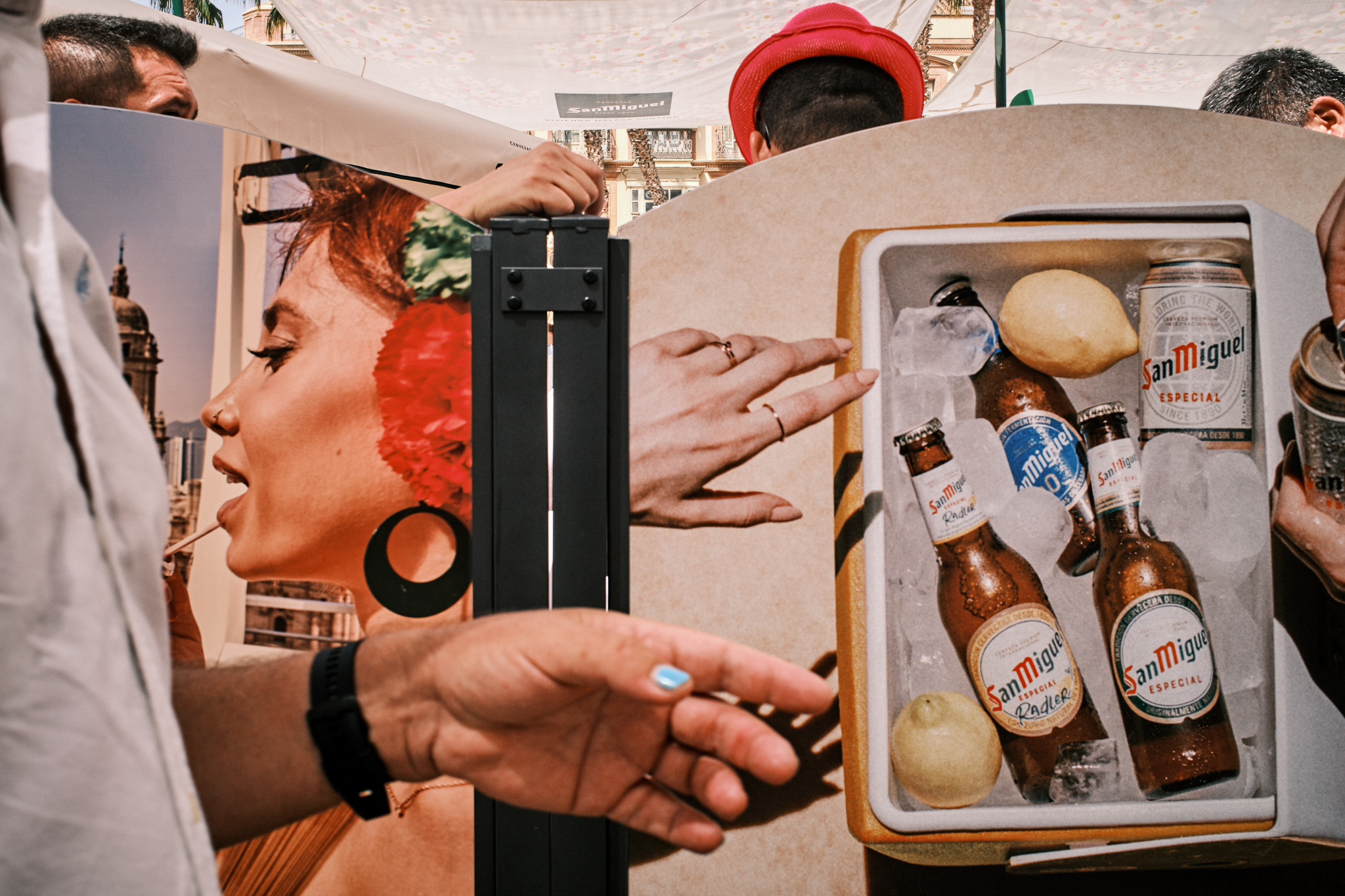 Street photography by Emiliano Cuadrado — selected by Angela Connor